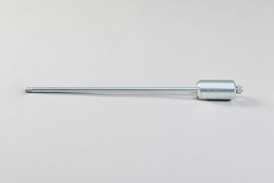 Pulling device for extracting tool