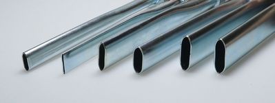 Flat metal nozzle 